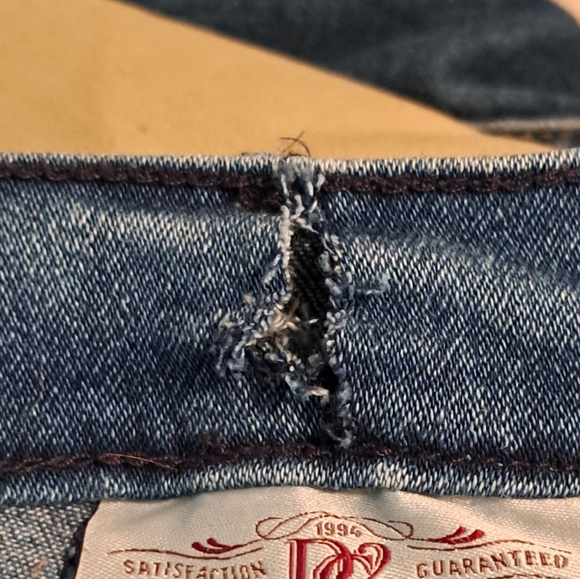 DG2 Sequin Cuffed Crop Jeans - Picture 8 of 9